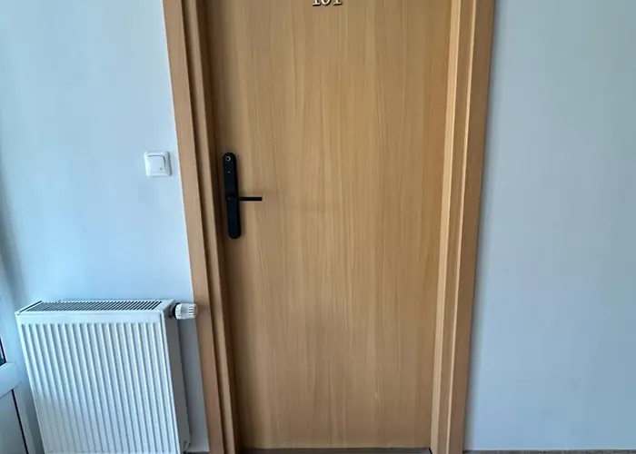 Silvia 101 Apartment